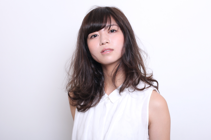 こ